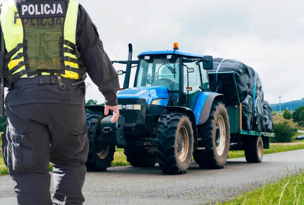 Ciągnik rolniczy: Ile km/h na drodze? Znam przepisy!