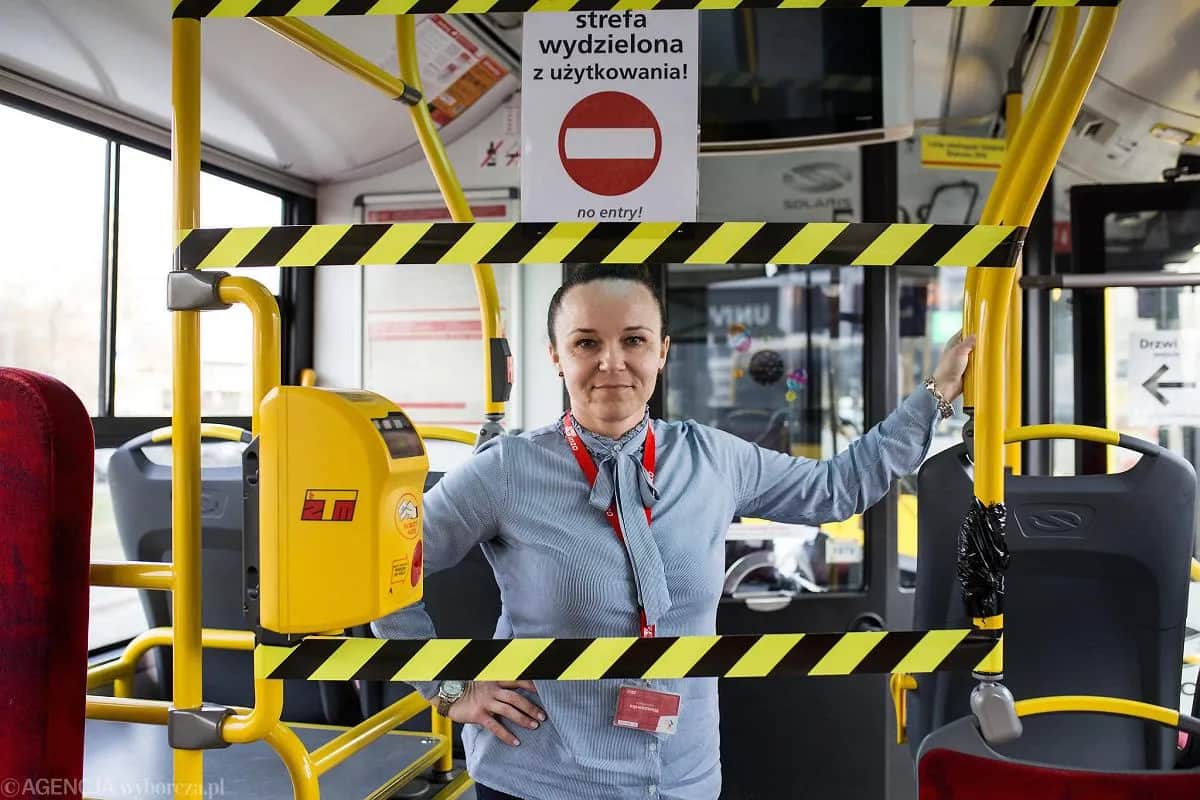 Ile osób w autokarze? Limity, prawo i bezpieczeństwo pasażerów