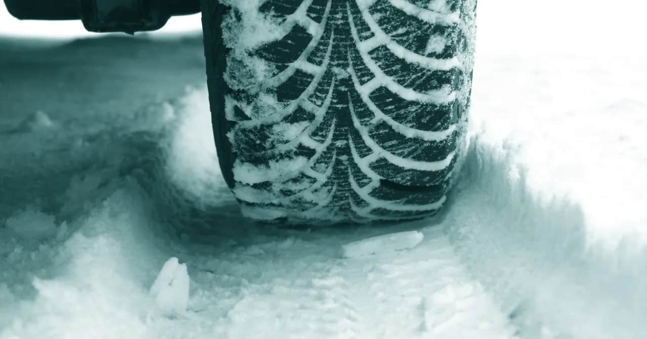 Jak długo używać opony? Wiek vs. bieżnik cała prawda!